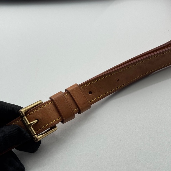 Louis Vuitton Monogram Crossbody Messenger Bag - Picture 9 of 16